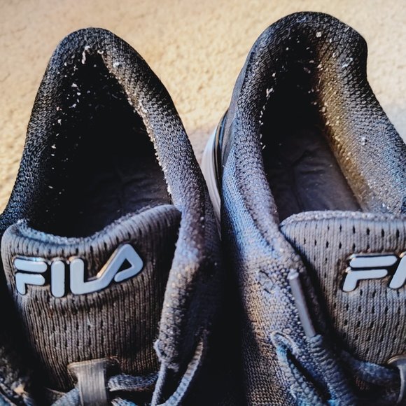 BLACK FILA SNEAKERS - SIZE 11 - MEMORY FOAM - Picture 6 of 6